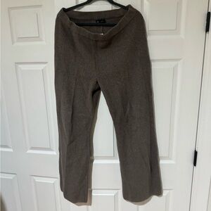 GAP Men's Corduroy Ribbed Pants in Brown